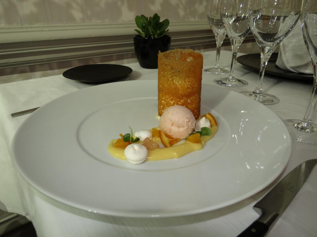טייר Clos St Eloi, The Originals Relais מראה חיצוני תמונה